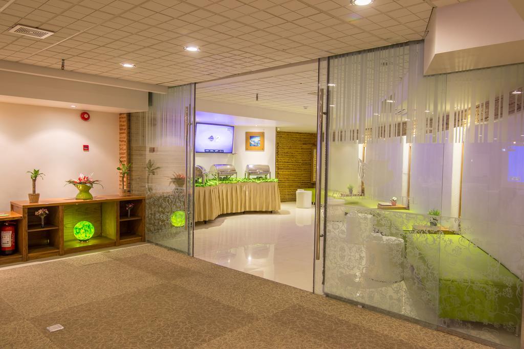 Aquarium Hotel Rijád Exteriér fotografie